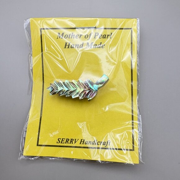 Vintage Mother of Pearl Handcrafted Leaf Pin Brooch Serrv Handicraft West Bank - Picture 8 of 8